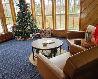 Sewanee Bicycle House - Sewanee - Living room