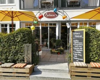 Pension Sanddorn Mit Cafe Carlssons - בינץ