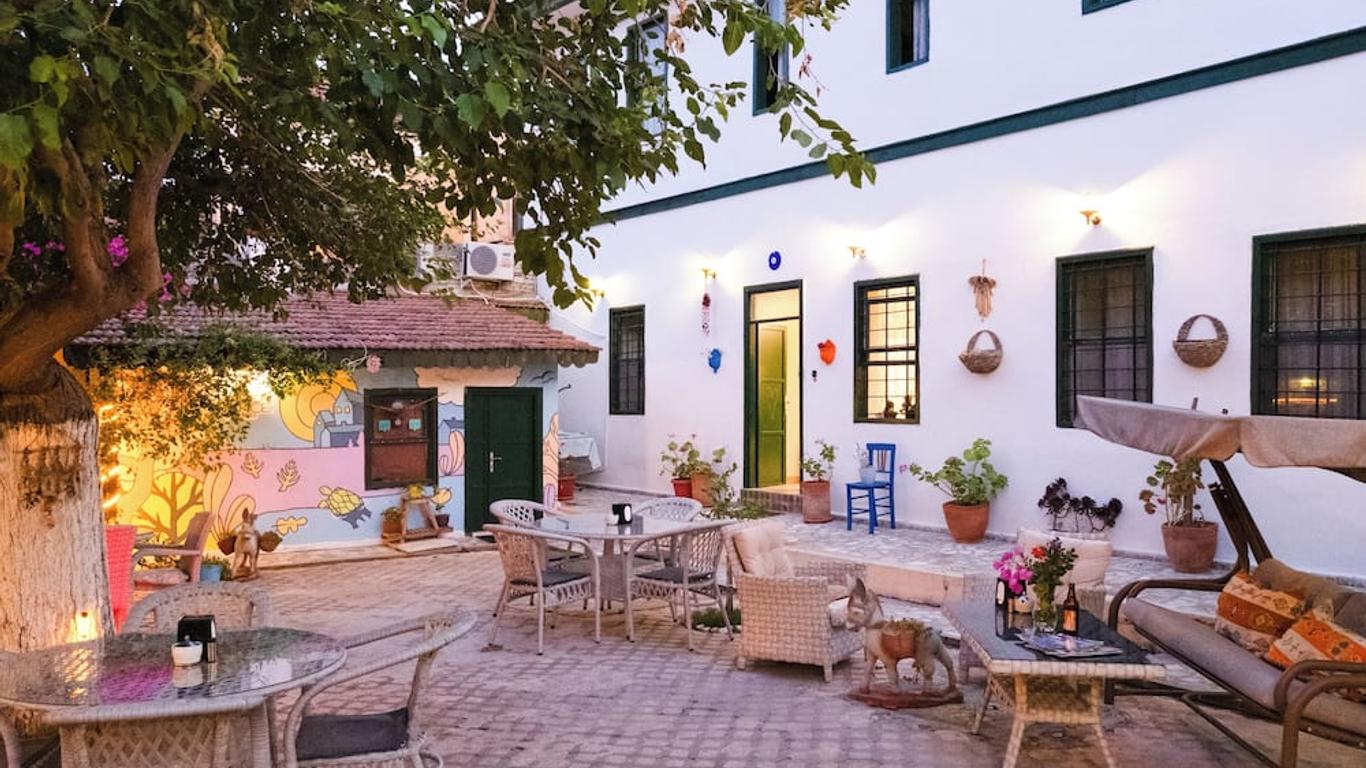 Garden Palace Boutique Hotel