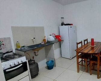 Chales Residencia Tatiane - Aracati - Küche