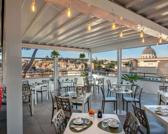 Fragrance Hotel St. Peter - רומא - מסעדה