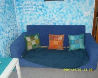 Azzurro Lido Adriano - Lido Adriano - Wohnzimmer
