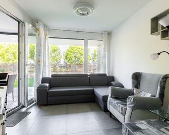 Marina Apartman Hotel - Balatonszemes - Living room