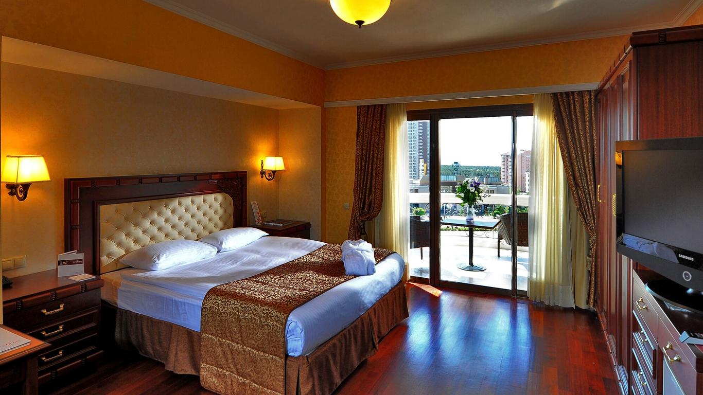 Hotel Monec