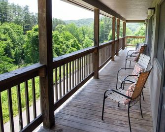 Overlook - by The Chalets - Logan - Балкон