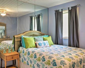St Croix Home w/ Caribbean Views - 1 Mi to Beach - Kingshill - Bedroom