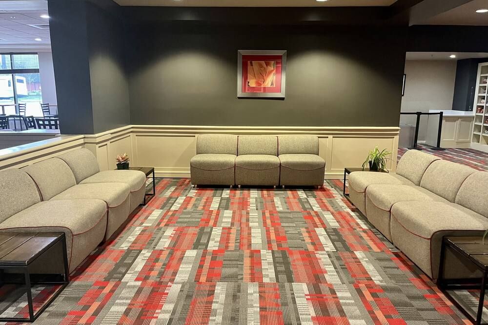 Quality Inn Lexington -Horse Park thumbnail 3