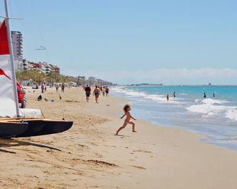 Apartaments Costa D'or - Calafell - Beach