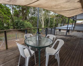 Beach Hound (pets welcome) - Scarness - Balcony