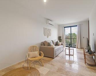 Charming Apartment Surrounded by Nature in Aldea Zama - Tulum - Living room