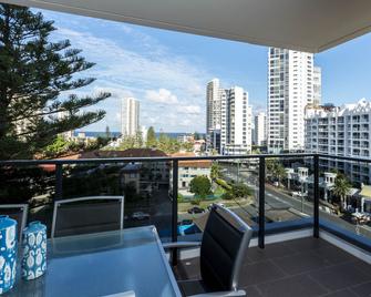 Synergy Broadbeach - Broadbeach - Balcony