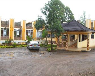 Bekam Hotel - Embu - Edificio