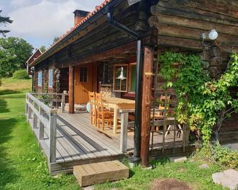 Beautiful 4-5 Persons Cottage In Alvdale - Älvdalen - Patio
