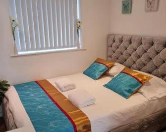 The Cosy Pod Studio - Short Stay in Salford - Salford - Bedroom