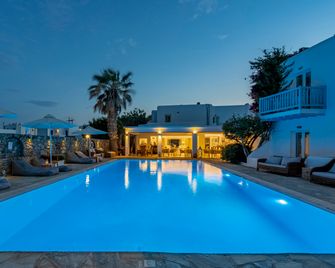 Dionysos Luxury Hotel Mykonos - Ornos - Piscina