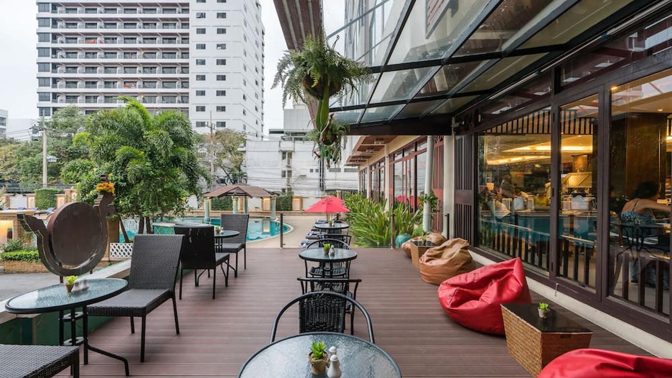 Mountain Beach Hotel