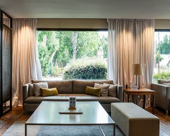 Calafate Parque Hotel - אל קאלאפטה - סלון