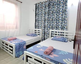 Lux Suites Casey's Apartments Bamburi - Mombasa