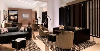 DoubleTree by Hilton Oradea - Oradea - Area lounge