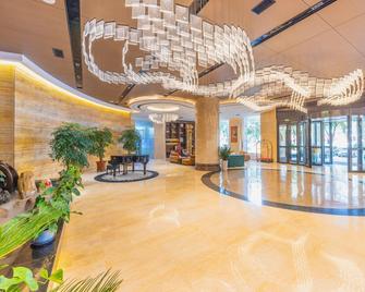 Huachen Hotel - Xining - Lobby