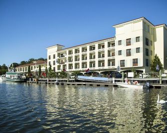 Delamar Greenwich Harbor - Greenwich - Building