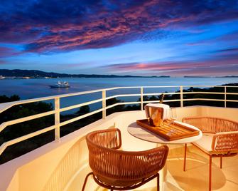 Trs Ibiza Hotel - Adults Only - סנט אנטוני דה פורמני - מרפסת