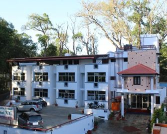Hotel Kc Yercaud - Yercaud - Edifício