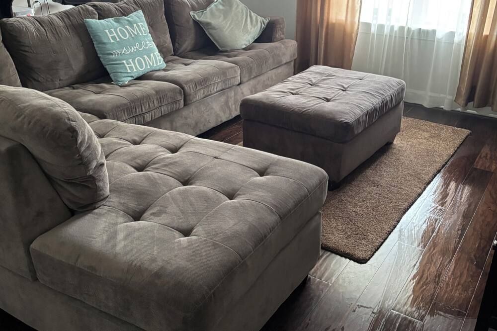 Amazing New Luxury 2 Bdrm Townhome Pool South Charlotte in heart of Ballantyne - שרלוט - סלון