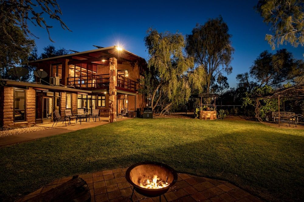 Sturt Desert Pea House - Alice Springs - Building
