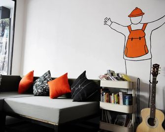 Green Sleep Hostel - צ'אנג מאי - סלון