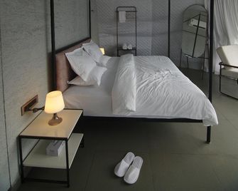 Dam View Glamps by SZ - Tariyode - Bedroom