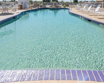 Relax Inn Mineral Wells - Mineral Wells - Pool