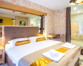 Luksuzne sobe Luce - Vrbnik - Habitación