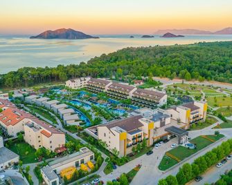 Akra Fethiye Tui Blue Sensatori - Fethiye - Näkymät ulkona