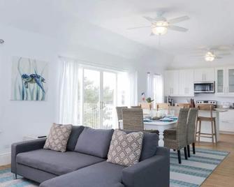 Modern Apartment St Georges Bermuda - Saint George's - Dining room