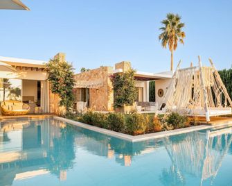 Villa in Ibiza near Cala Conta Beach - Cala Tarida - Bể bơi