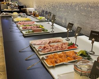 Stf Vandrarhem Oscar - Oskarshamn - Buffet