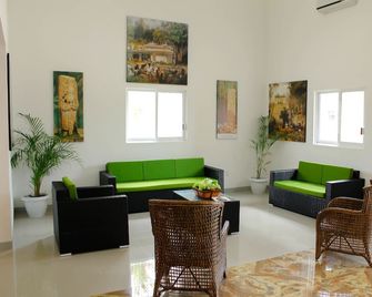Hotel Zar Coatzacoalcos - Coatzacoalcos - Living room