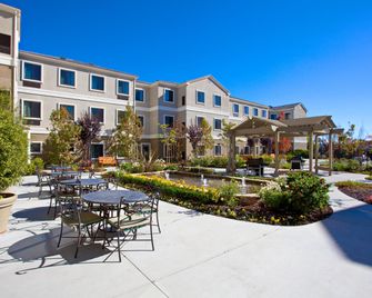 Staybridge Suites Irvine East/Lake Forest By IHG - Lake Forest