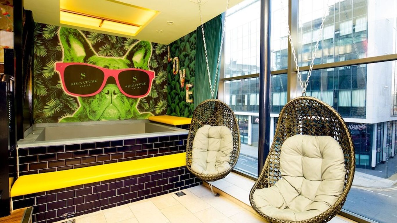 Signature Living at The Shankly Hotel