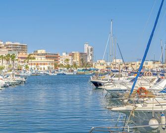1 Bedroom Nice Apartment In Santa Pola - Santa Pola