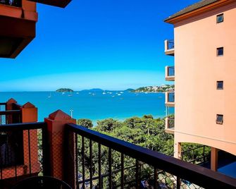 Jurere Beach Village e Destino Floripa - Governador Celso Ramos - Balkon