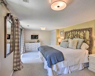 Stunning Dillard Home with Yard in Sky Valley! - Dillard - Ložnice