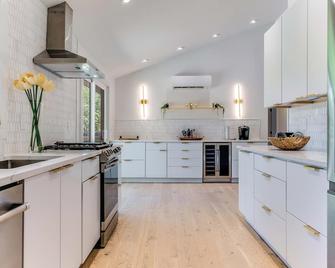 New Paltz Modern Zen Cabin - New Paltz - Kuchyň