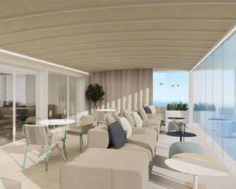 Hotel & Spa Amoria La Baule, a member of Radisson Individuals - לה באולה-אסקובלה - פטיו