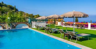 Hotel Il Girasole - Anacapri - Bể bơi