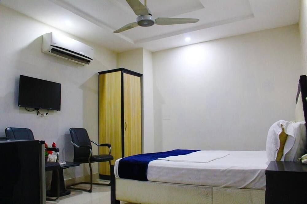 Hotel Tulip Inn Johar Town