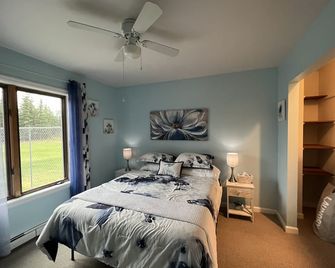 Your Home Along the Way in Denali with consistent, excellent reviews - Healy - Schlafzimmer