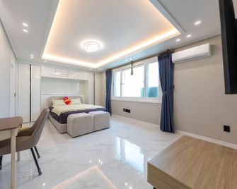 Gangneung Hanbit Stay - Donghae - Ložnice