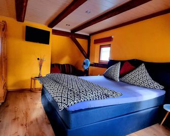 Ferienwohnung Eberhardt - Gunzenhausen - Schlafzimmer